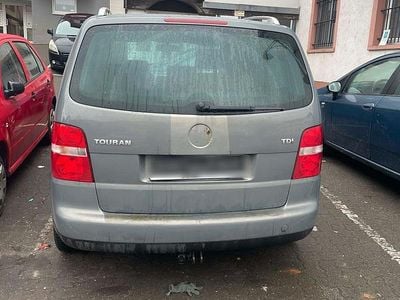 Grau Gebraucht 2004 VW Touran Van / Kleinbus | 1.350 € (Guter Preis)