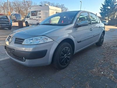 Gebraucht Renault Mégane II Dynamique 113 PS (83 kW) 2004 Grau Limousine