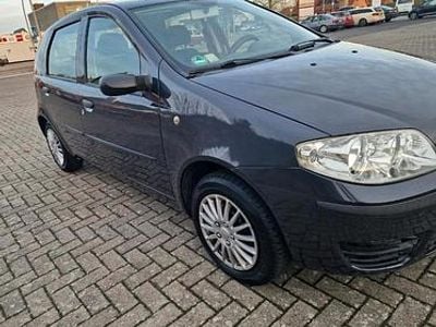 Blau Gebraucht 2004 Fiat Punto Kleinwagen | 2.999 € (Teuer)