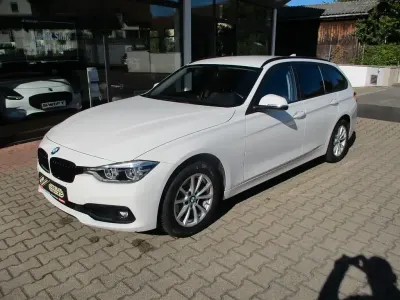 Gebraucht BMW 320 Advantage 184 PS (135 kW) 2018 Weiß Kombi
