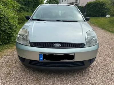 Gebraucht Ford Fiesta 69 PS (50 kW) 2002 Grün Kleinwagen