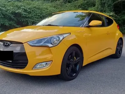 Gebraucht Hyundai Veloster Style 140 PS (102 kW) 2011 Gelb Kleinwagen