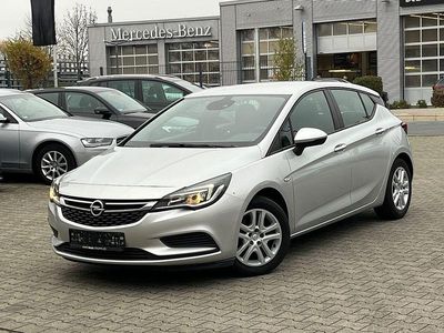 Silber Gebraucht 2019 Opel Astra Edition Limousine | 8.980 € (Guter Preis)
