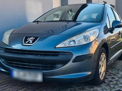 Gebraucht Peugeot 207 74 PS (54 kW) 2007 Silber Kleinwagen