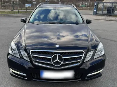 Second-hand Mercedes E200 Avantgarde 184 CP (135 kW) 2011 Negru Break