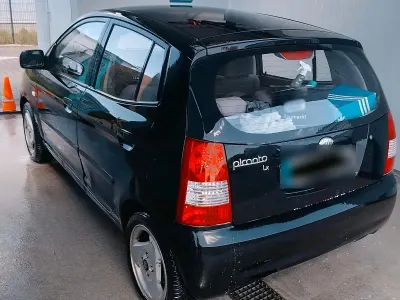 Gebraucht Kia Picanto 61 PS (44 kW) 2007 Schwarz Kleinwagen