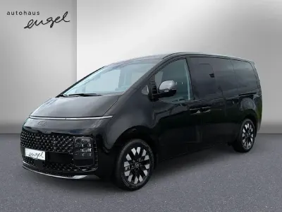 Neu Hyundai Staria Signature 160 PS (117 kW) 2026 Schwarz Van / Kleinbus