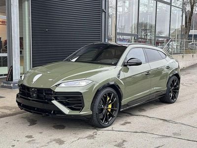Grün Neu 2025 Lamborghini Urus SUV | 360.000 € (Fairer Preis)