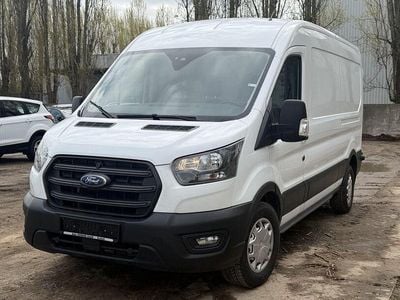 Gebraucht Ford Transit Trend 131 PS (96 kW) 2023 Frostweiã Van / Kleinbus