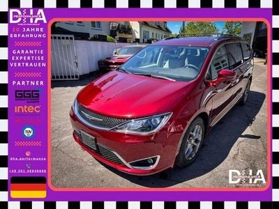 Velvet red pearlcoat (velvet re Gebraucht 2020 Chrysler Pacifica Touring SUV | 32.977 € (Teuer)