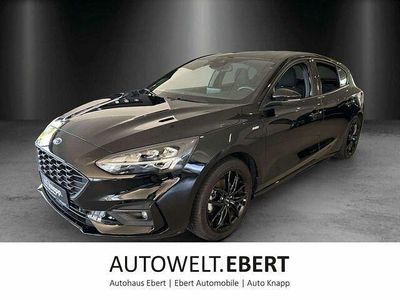 Gebraucht Ford Focus ST-Line 150 PS (110 kW) 2019 Iridium schwarz met Limousine