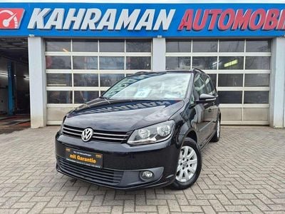 Second-hand VW Touran Trendline 105 CP (77 kW) 2013 Negru Monovolum