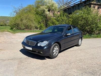Second-hand Mercedes C180 Classic 129 CP (94 kW) 2002 Negru Berlinǎ