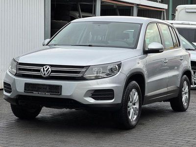 Silber Gebraucht 2011 VW Tiguan Track & Field SUV | 6.999 € (Fairer Preis)