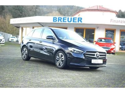 Gebraucht Mercedes B180 136 PS (100 kW) 2020 Schwarz Van / Kleinbus