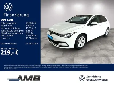 Gebraucht VW Golf VIII Life 150 PS (110 kW) 2023 Weiß Limousine