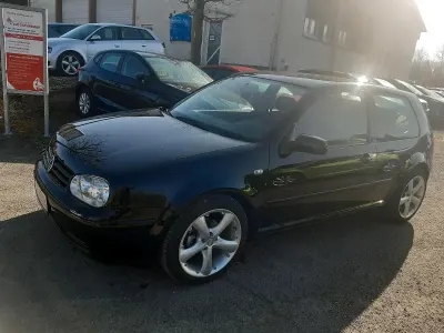 Gebraucht VW Golf IV R 105 PS (77 kW) 2001 Schwarz Limousine