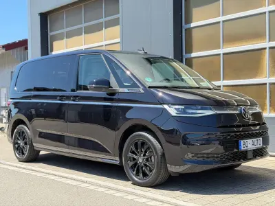 Gebraucht VW Multivan Style 150 PS (110 kW) 2025 Deep black perleffekt Van / Kleinbus
