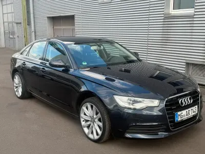 Gebraucht Audi A6 205 PS (150 kW) 2013 Blau Limousine