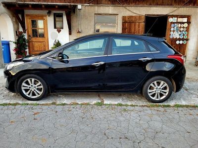 gebraucht Hyundai i30 1.6 CRDi M/T Style