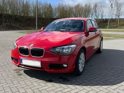 gebraucht BMW 118 d - in rot aus 07/2014; TÜV neu