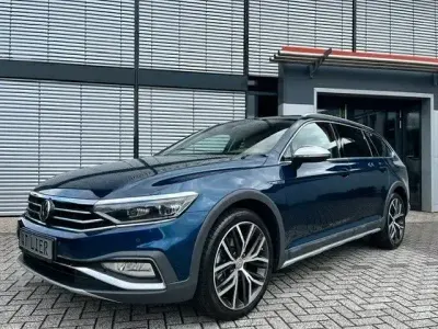 Gebraucht VW Passat Alltrack 190 PS (139 kW) 2020 Blau Kombi