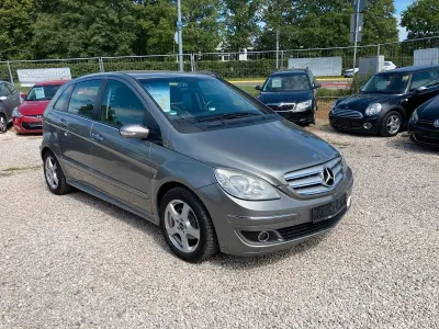 Gebraucht Mercedes B150 95 PS (69 kW) 2008 Grau Van / Kleinbus