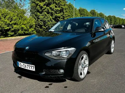 Gebraucht BMW 120 184 PS (135 kW) 2012 Schwarz Kleinwagen