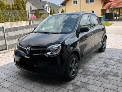 Gebraucht Renault Twingo Life 65 PS (47 kW) 2020 Schwarz Kleinwagen