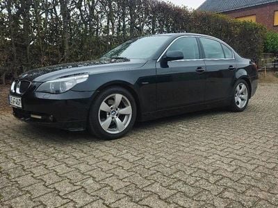 BMW 523