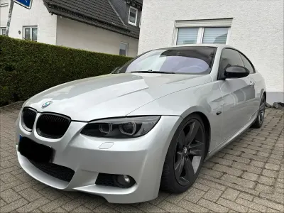 Gebraucht BMW 325 M Sport 218 PS (160 kW) 2008 Silber Coupé