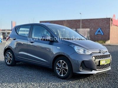 Gebraucht Hyundai i10 YES! 67 PS (49 kW) 2018 Grau Kleinwagen