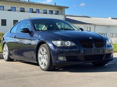 Blau Gebraucht 2007 BMW 320 Coupé | 7.500 € (Fairer Preis)