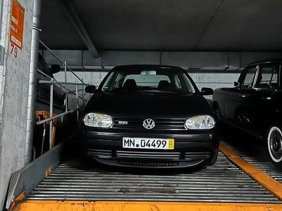 VW Golf IV