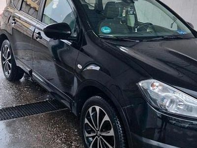 Gebraucht Nissan Qashqai 110 PS (80 kW) 2013 Schwarz SUV