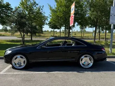 Gebraucht Mercedes CL500 387 PS (284 kW) 2009 Schwarz Coupé