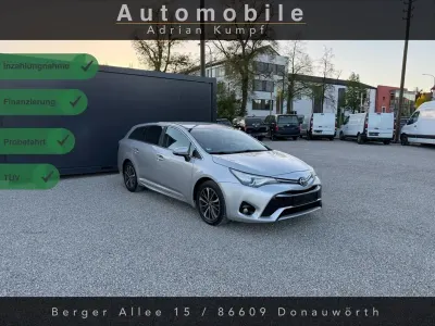 Gebraucht Toyota Avensis Edition-S 143 PS (105 kW) 2016 Silber Limousine