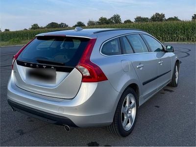 Gebraucht Volvo V60 215 PS (158 kW) 2012 Silber Kombi