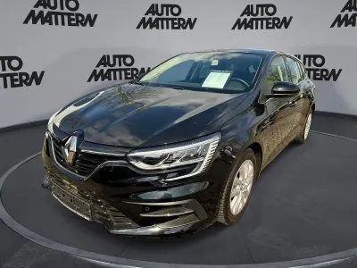 Käytetty Renault Mégane GrandTour 140 HP (102 kW) 2023 Musta Farmari