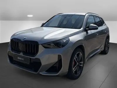 Neu BMW X1 M Sport 218 PS (160 kW) 2026 Spacesilber SUV