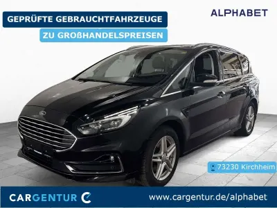 Gebraucht Ford S-MAX Titanium 150 PS (110 kW) 2022 Schwarz Van / Kleinbus