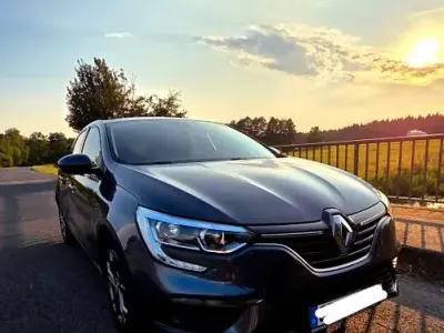 Gebraucht Renault Mégane IV LIMITED 101 PS (74 kW) 2017 Grau Limousine