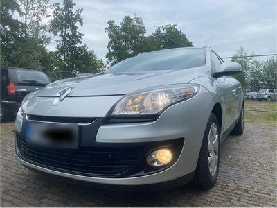 Second-hand Renault Mégane GrandTour 110 CP (80 kW) 2012 Argintiu Break