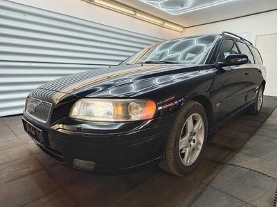 Second-hand Volvo V70 Momentum 185 CP (136 kW) 2006 Negru Break