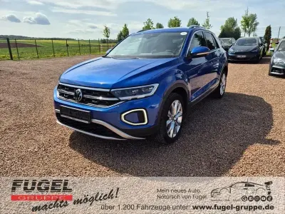 Usata VW T-Roc Style 150 CV (110 kW) 2022 Blu SUV