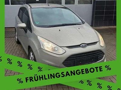 Usata Ford B-MAX Trend 90 CV (66 kW) 2013 Beige Monovolume