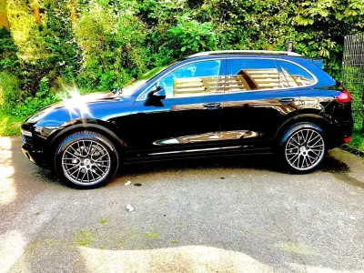 Gebraucht Porsche Cayenne 245 PS (180 kW) 2011 Schwarz SUV