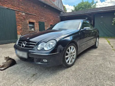 Gebraucht Mercedes CLK320 Avantgarde 224 PS (164 kW) 2009 Blau Cabrio