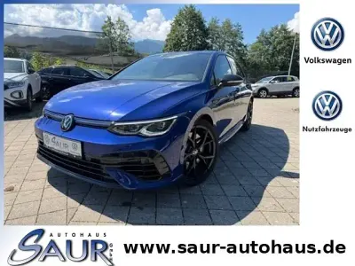 Gebraucht VW Golf VIII R 333 PS (244 kW) 2023 Lapiz blue metallic (metallic) Limousine