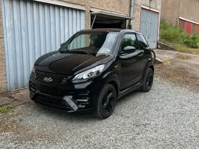 Gebraucht Ligier JS50 2024 Schwarz Kleinwagen